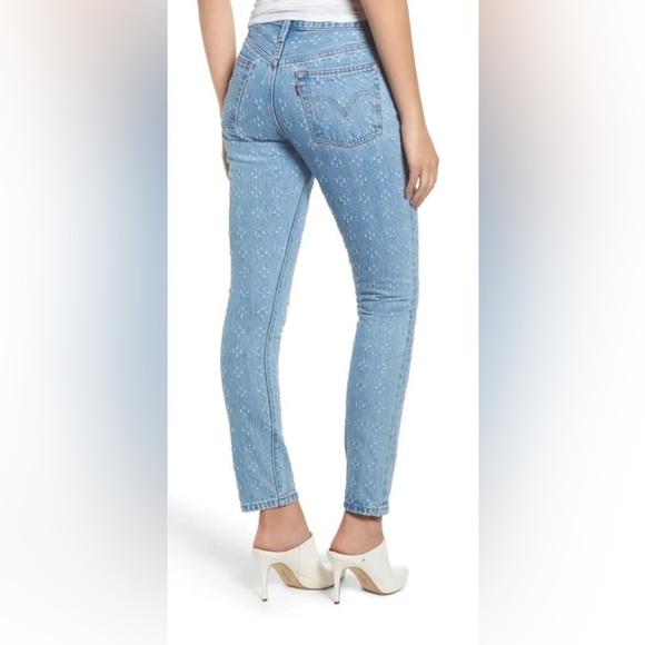 Levi's 501 Skinny Jeans Snowflake Embroidered - Picture 2 of 12